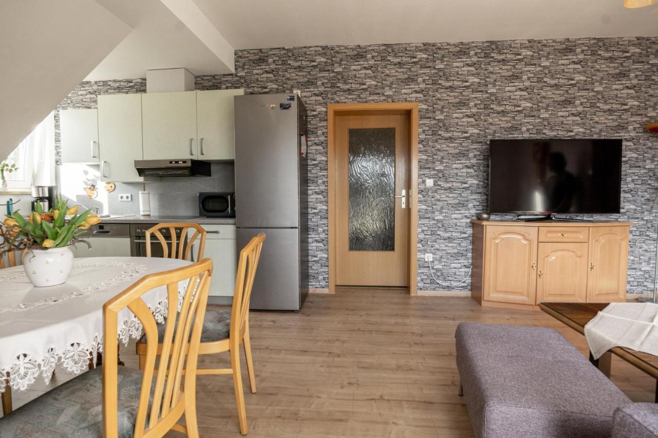 Schone Ferienwohnung In Der Sachsischen Schweiz Stolpen Bagian luar foto